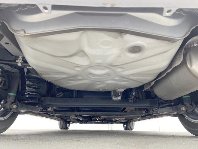 TOYOTA PRIUS 2015 Image 31