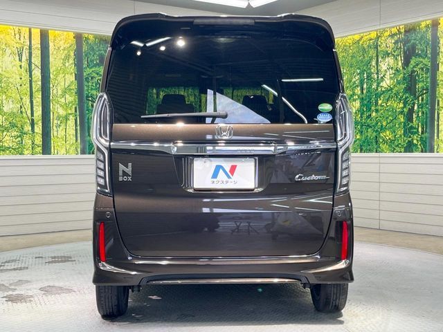 HONDA N BOX CUSTOM 2020 Image 31