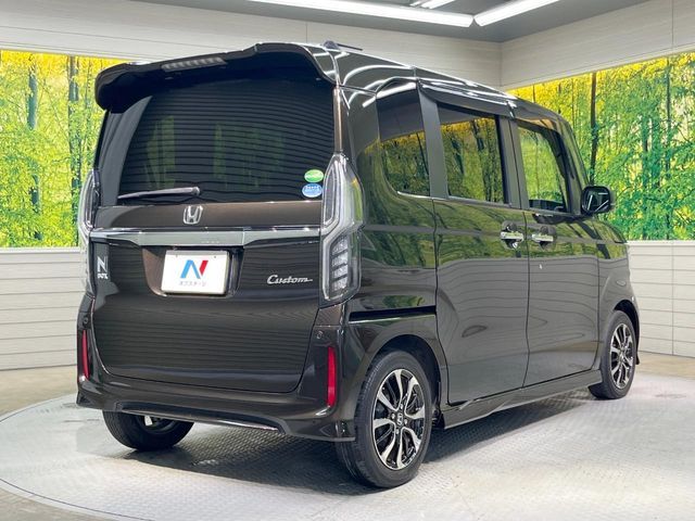 HONDA N BOX CUSTOM 2020 Image 31