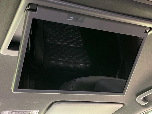 TOYOTA VOXY HYBRID 2023 Image 31