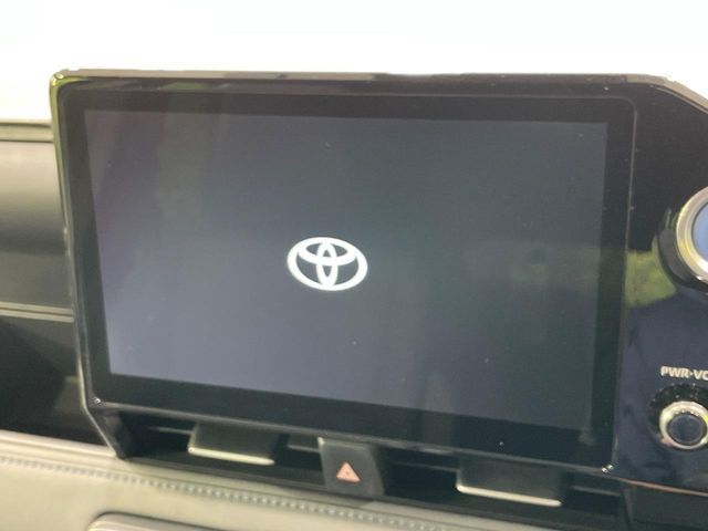 TOYOTA VOXY HYBRID 2023 Image 31