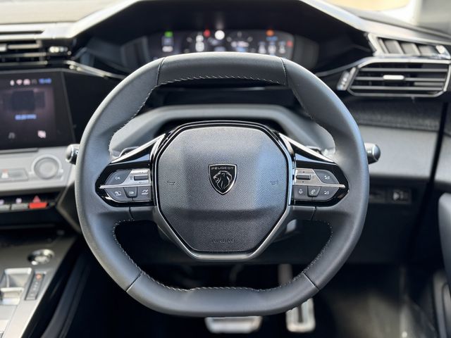 PEUGEOT 408 2025 Image 31