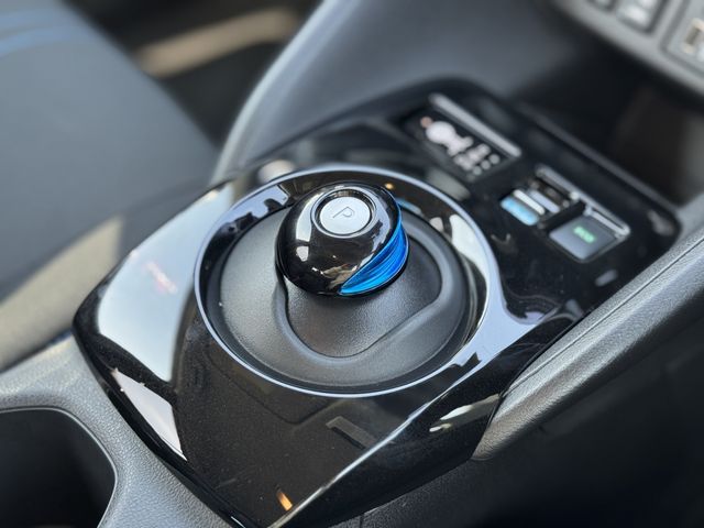 NISSAN LEAF 2024 Image 31