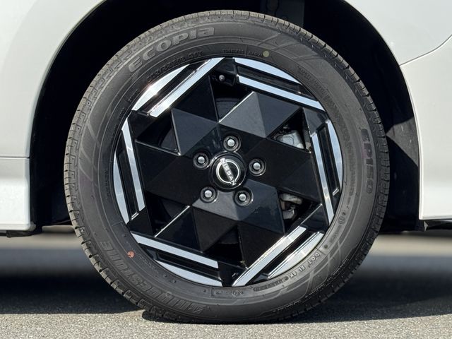 NISSAN LEAF 2024 Image 31