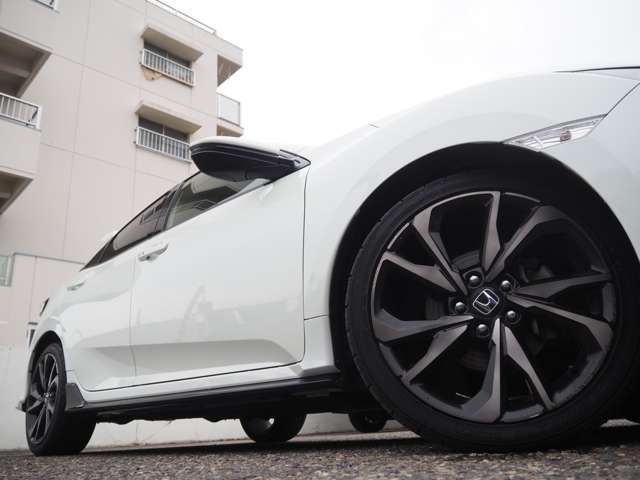 HONDA CIVIC HATCHBACK 2018 Image 31