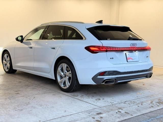 AUDI A5 AVANT 2025 Image 31