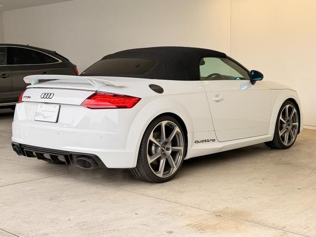 AUDI TT RS ROADSTAR 2017 Image 31