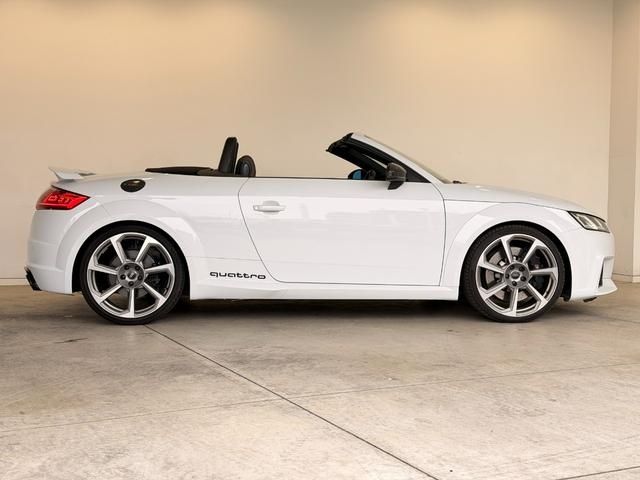 AUDI TT RS ROADSTAR 2017 Image 31