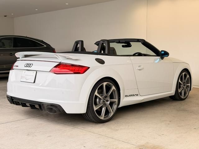 AUDI TT RS ROADSTAR 2017 Image 31