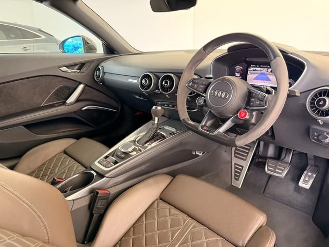 AUDI TT RS ROADSTAR 2017 Image 31