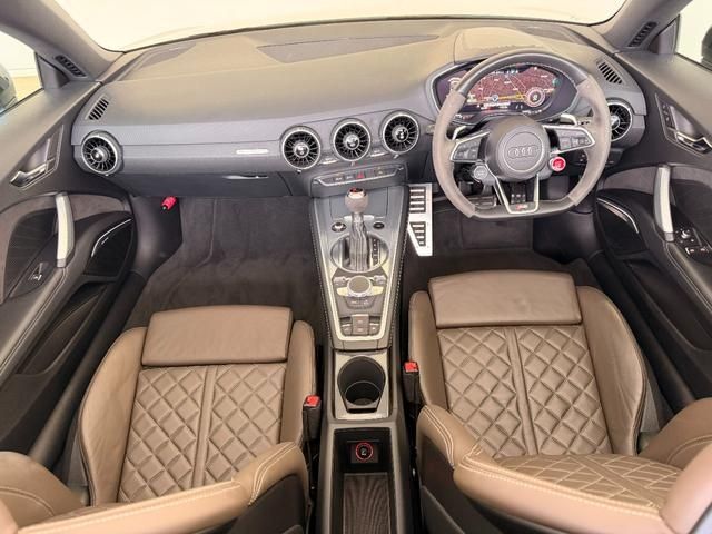 AUDI TT RS ROADSTAR 2017 Image 31