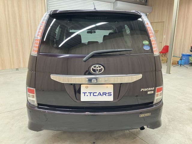 TOYOTA ISIS 2015 Image 31