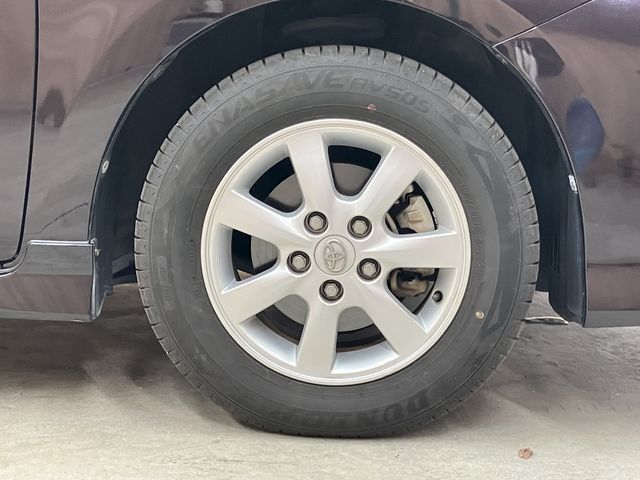 TOYOTA ISIS 2015 Image 31