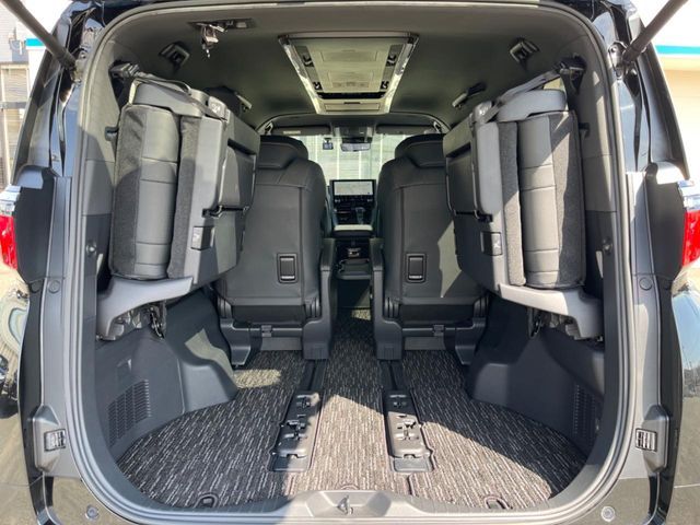 TOYOTA ALPHARD HYBRID 2023 Image 31