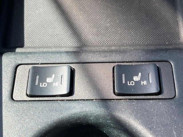 TOYOTA PRIUS 2019 Image 31