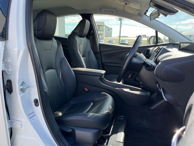 TOYOTA PRIUS 2019 Image 31