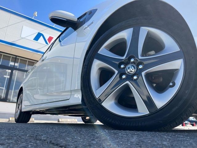 TOYOTA PRIUS 2019 Image 31