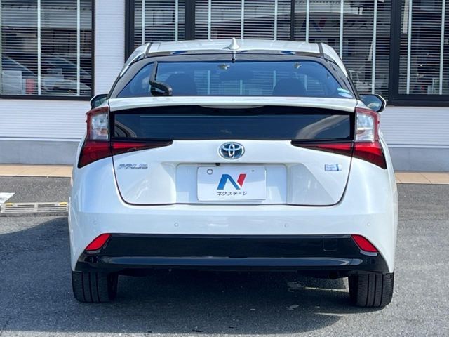 TOYOTA PRIUS 2019 Image 31