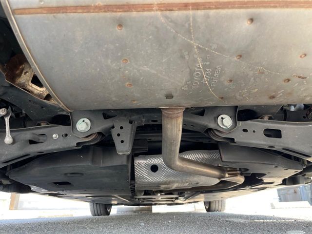 TOYOTA PRIUS 2019 Image 31