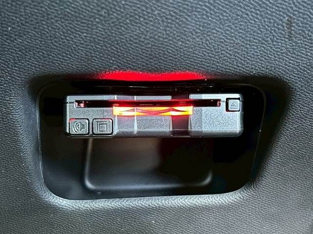 PEUGEOT 2008 2020 Image 31