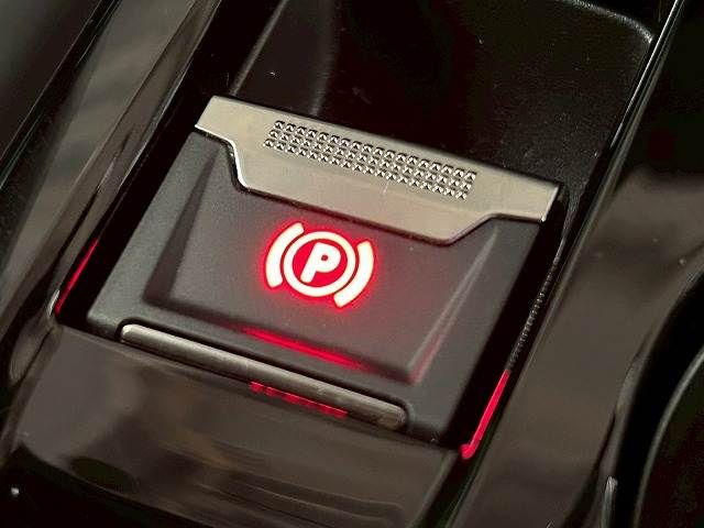 PEUGEOT 2008 2020 Image 31