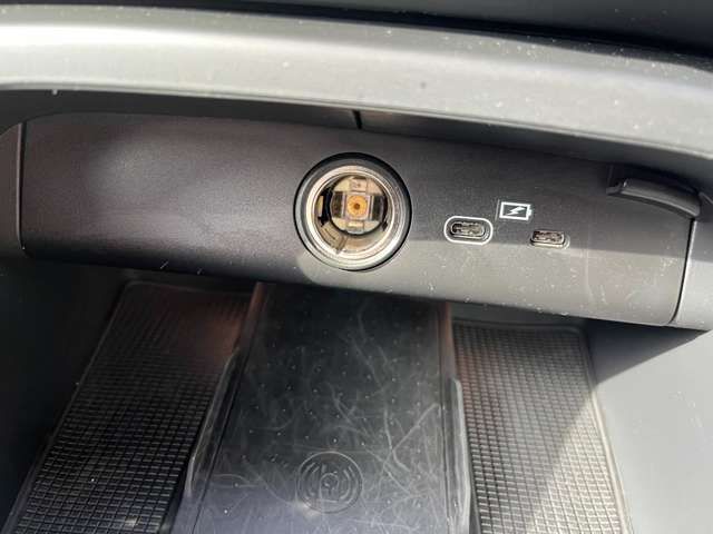 VOLVO C40 2023 Image 31