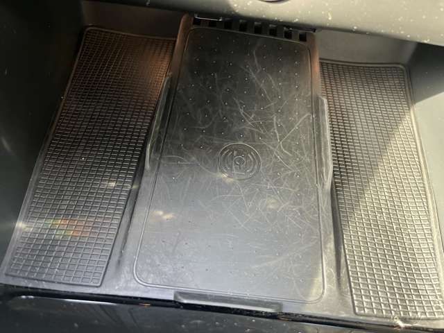 VOLVO C40 2023 Image 31