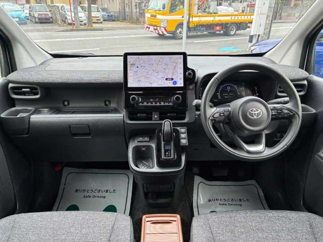 TOYOTA SIENTA HYBRID 2025 Image 31