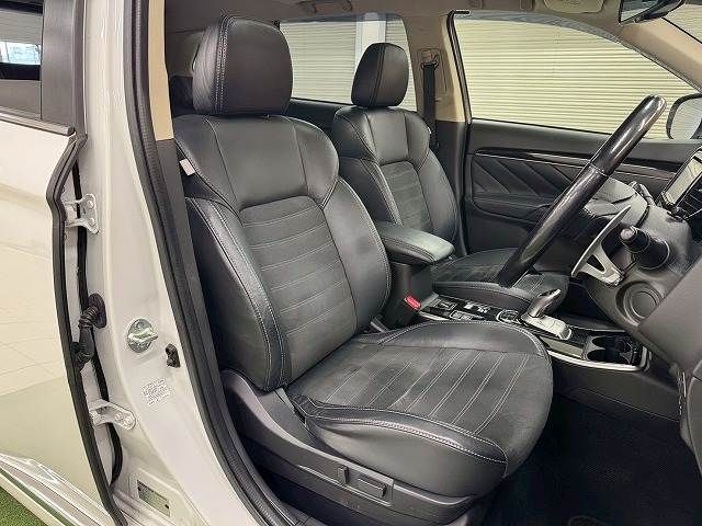 MITSUBISHI OUTLANDER PHEV 2018 Image 31