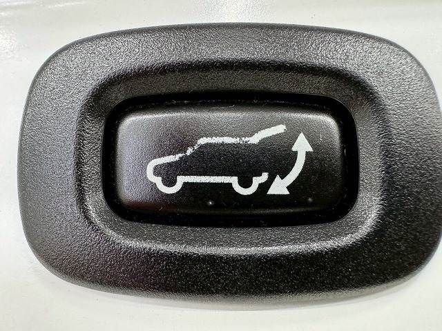 MITSUBISHI OUTLANDER PHEV 2018 Image 31