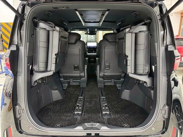 TOYOTA VELLFIRE  HYBRID 2023 Image 31