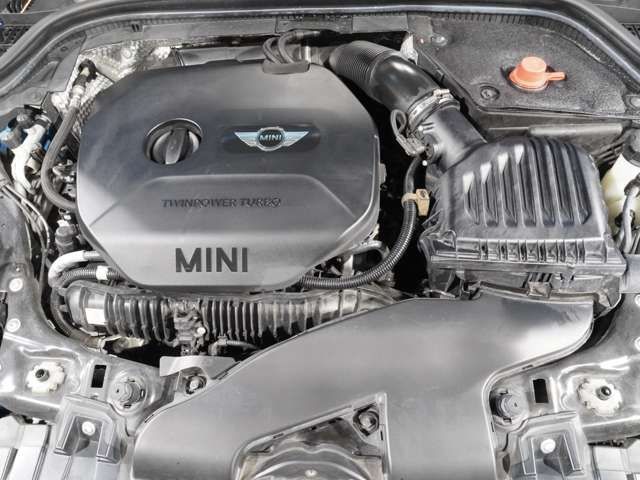 BMW MINI COOPER S 5D 2016 Image 31