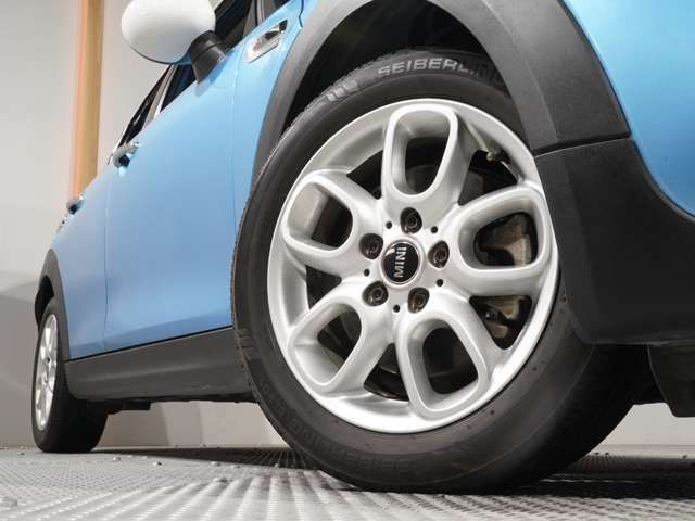 BMW MINI COOPER S 5D 2016 Image 31