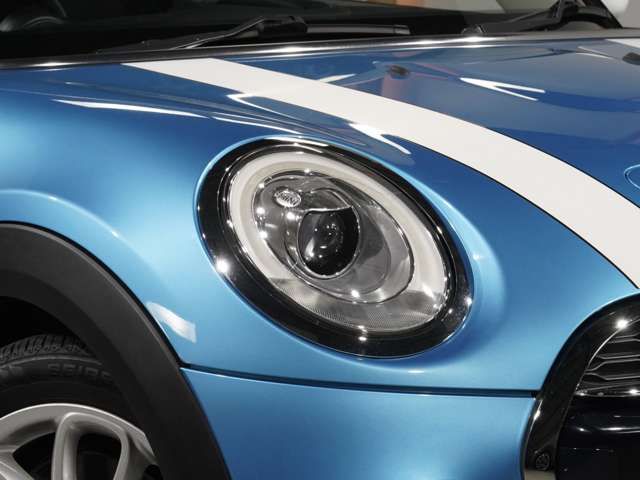 BMW MINI COOPER S 5D 2016 Image 31