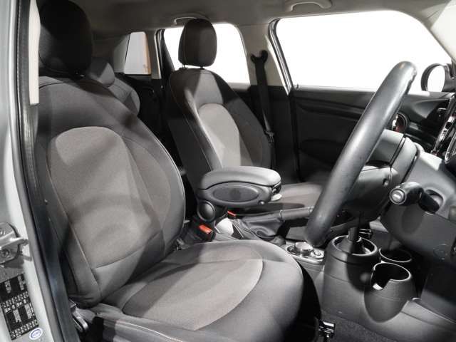 BMW MINI COOPER 5DOOR 2019 Image 31