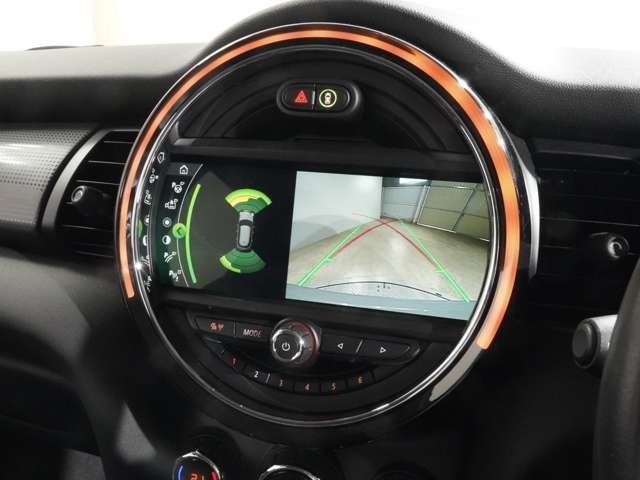 BMW MINI COOPER 5DOOR 2019 Image 31