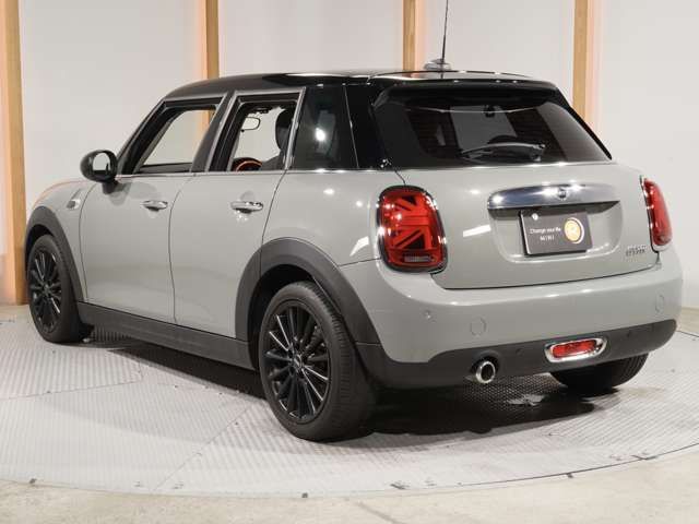 BMW MINI COOPER 5DOOR 2019 Image 31