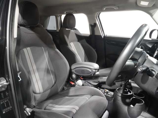 BMW MINI COOPER SD 5DOOR 2021 Image 31