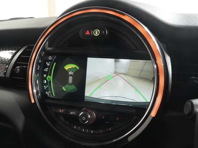 BMW MINI COOPER SD 5DOOR 2021 Image 31