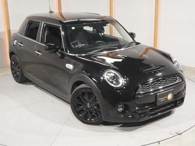 BMW MINI COOPER SD 5DOOR 2021 Image 31