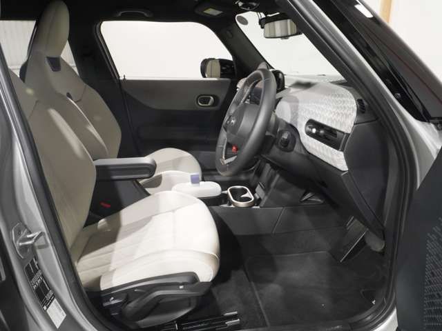 BMW MINI COOPER 5DOOR 2024 Image 31