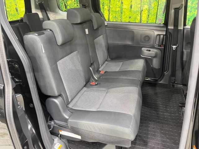 TOYOTA SIENTA HYBRID 2024 Image 31