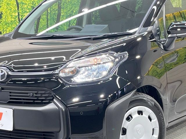 TOYOTA SIENTA HYBRID 2024 Image 31