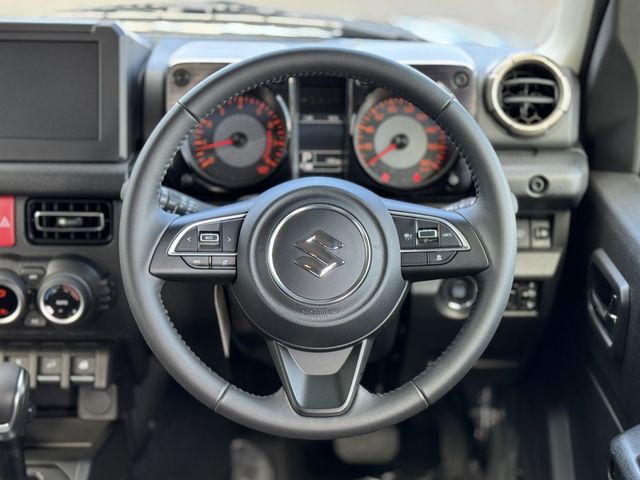 SUZUKI JIMNY NOMADE 2025 Image 31