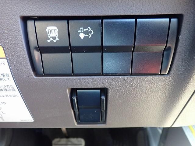 MITSUBISHI CANTER 2025 Image 31