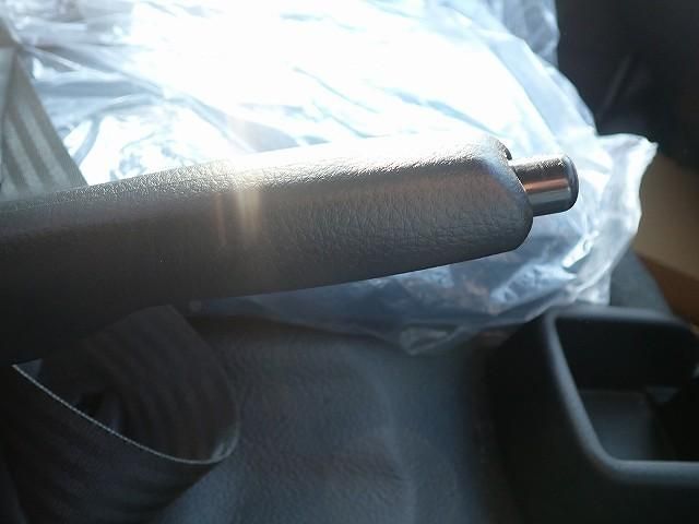 MITSUBISHI CANTER 2025 Image 31