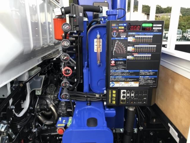 MITSUBISHI CANTER 2025 Image 31