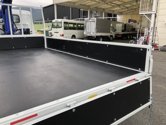 MITSUBISHI CANTER 2025 Image 31