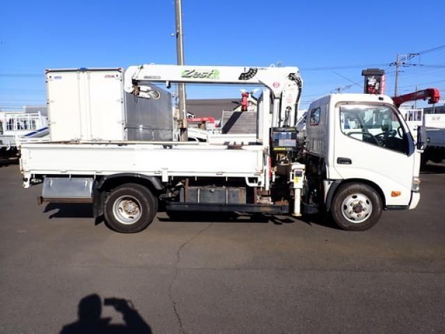 HINO DUTRO 2015 Image 31