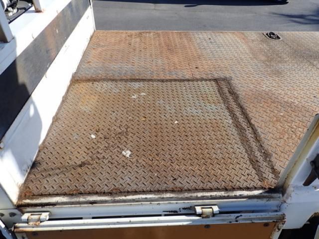 HINO DUTRO 2015 Image 31